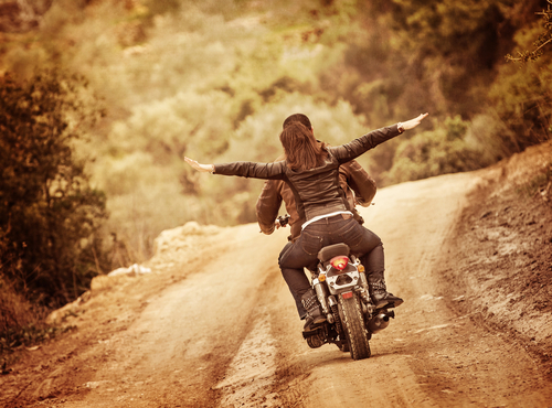 Il giusto viaggio in coppia in motocicletta